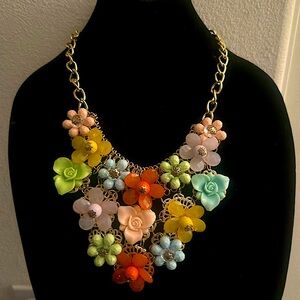 Daisy multicolored necklace